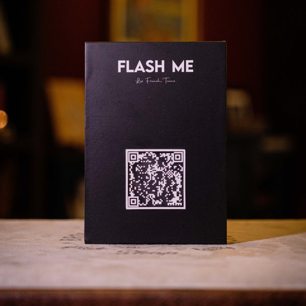 Flash Me by Les French Twins - Brown Bear Magic Shop