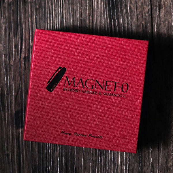 MAGNET-0 BY HENRY HARRIUS & ARMANDO C. - Brown Bear Magic Shop